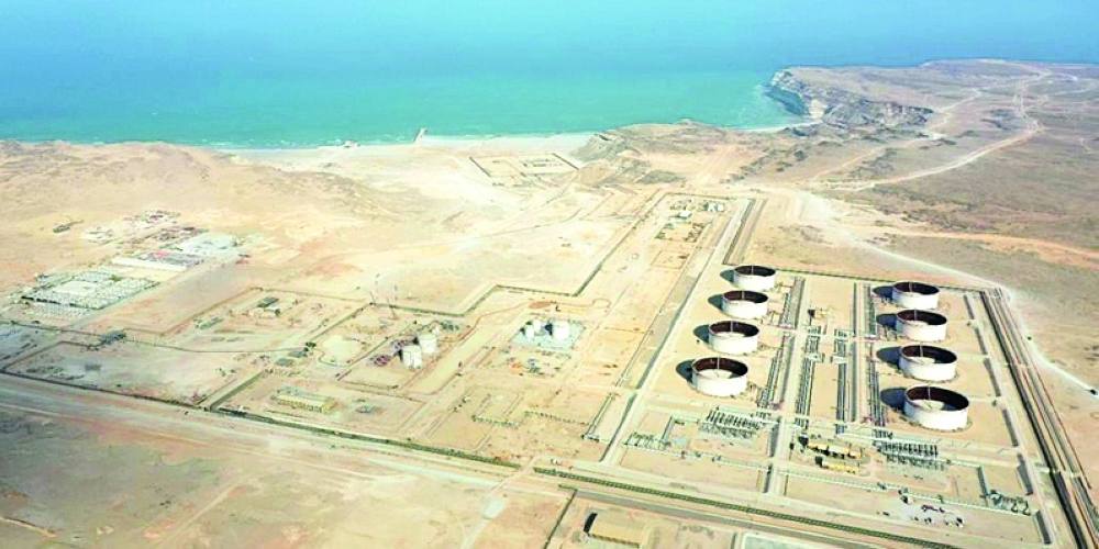 سلطنة عُمان تنشئ محطة عائمة لاستقبال أكبر ناقلات النفط في العالم مطلع العام المقبل
