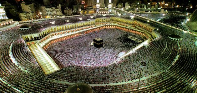 "الحرم المكي" أكبر مبنى بالعالم بتكلفة "100" مليار دولار على مساحة "365" الف و "800" متر مربع