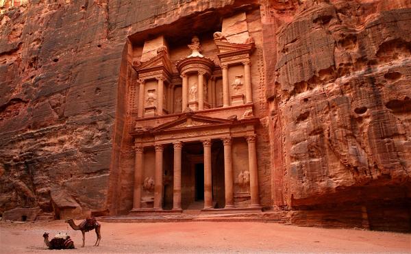 "الفرجات" هذا العام سيكون أقوى عام في تاريخ السياحة الأردنية