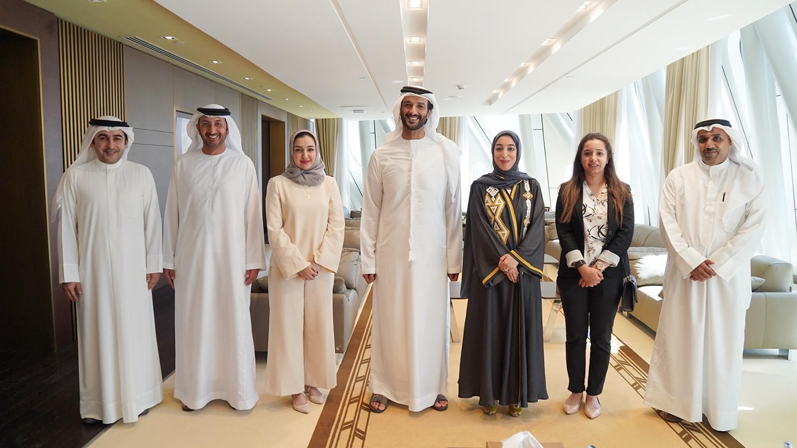 وزيرة السياحة البحرينية تؤكد حرص مملكة البحرين على التنسيق والتكامل السياحي مع الإمارات العربية المتحدة الشقيقة