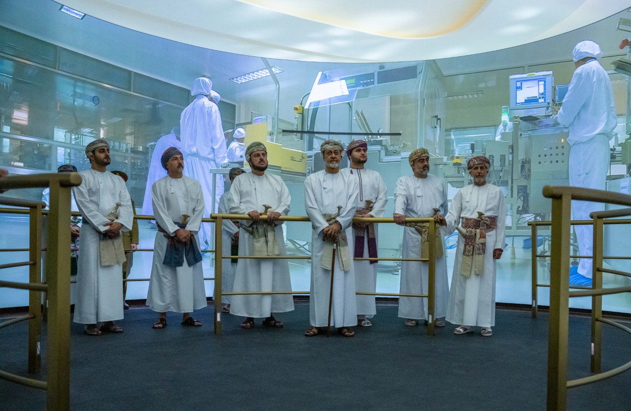بالصور السلطان هيثم بن طارق يفتتح رسمياً متحف عُمان عبر الزمان