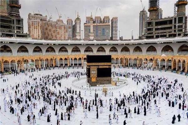 تفاصيل قرار وزير السياحة والآثار بشأن رحلات العمرة