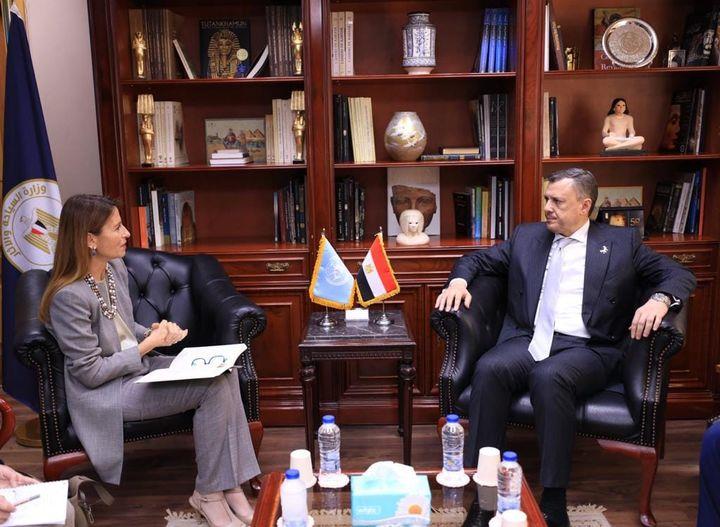 وزير السياحة ومدير مكتب اليونسكو الإقليمي بالقاهرة يبحثان سبل تعزيز التعاون