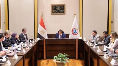 *بعد نجاح التجربة بعامها الأول وزير الشباب وسفيره سويسرا يشهدان تمديد مشروع المراكز المجتمعية الرقمية حتى ٢٠٢٥*