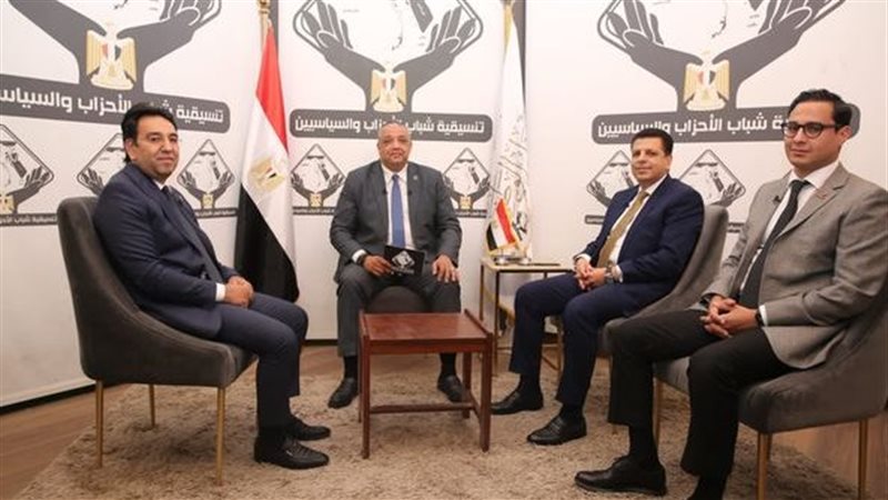أيمن محسب: ملف السياحة من أولويات الحوار الوطني
