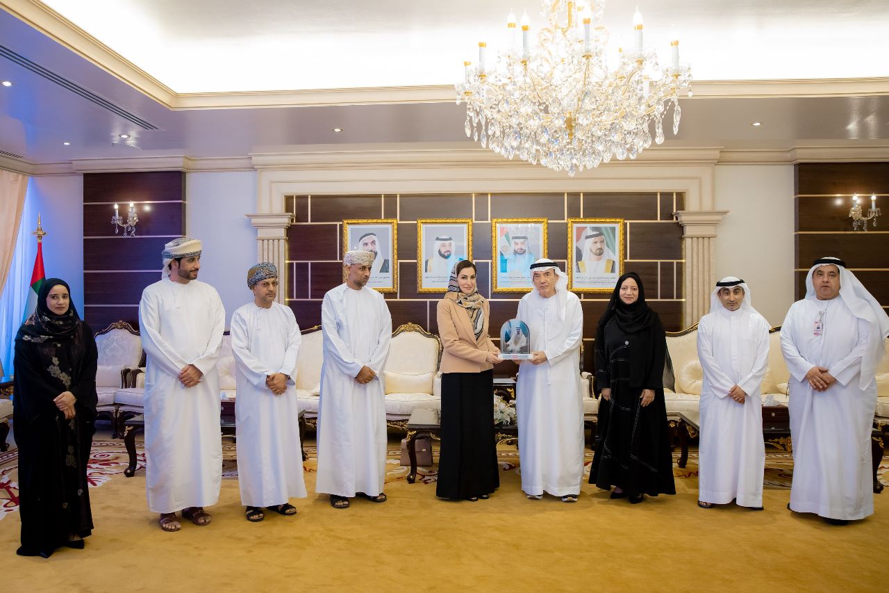 اللجنة المُشتركة بين جامعتي الإمارات والسلطان قابوس