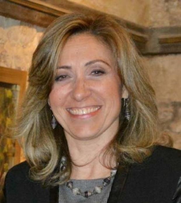 جلسة حوارية تعرض العلاقات العُمانية المصرية الإعلامية والتاريخية والاقتصادية والثقافية .  وزيرة الثقافة المصرية ترعى إنطلاق فعاليات الملتقى الصحفي العُماني المصري بالقاهرة