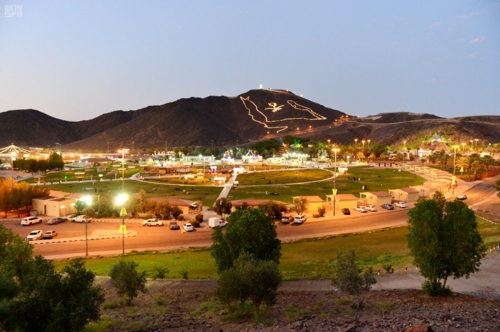 جبل السمراء.. أشهر معالم حائل السياحية
