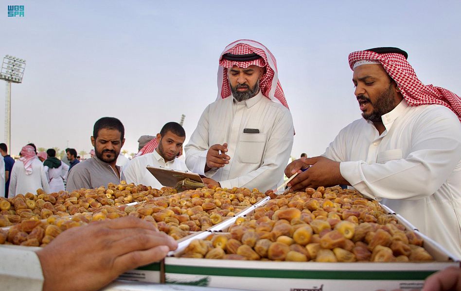 موسم عنيزة الدولي للتمور 