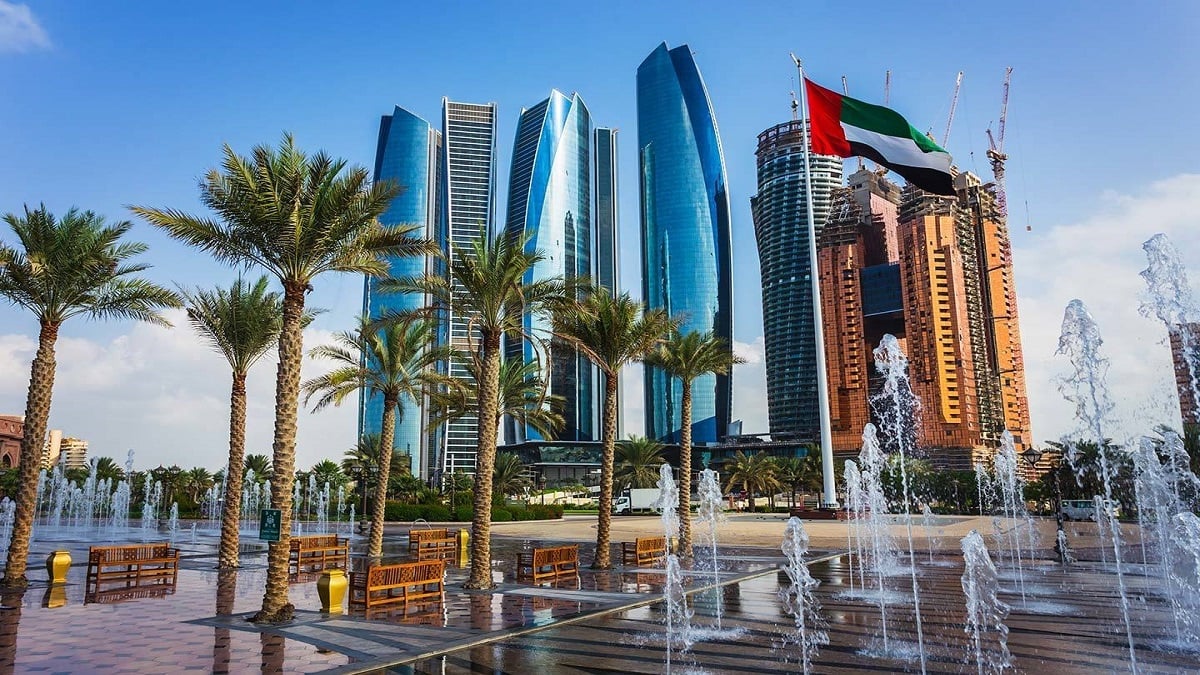 استقبال 18 مليون زائر بأبوظبي في عام