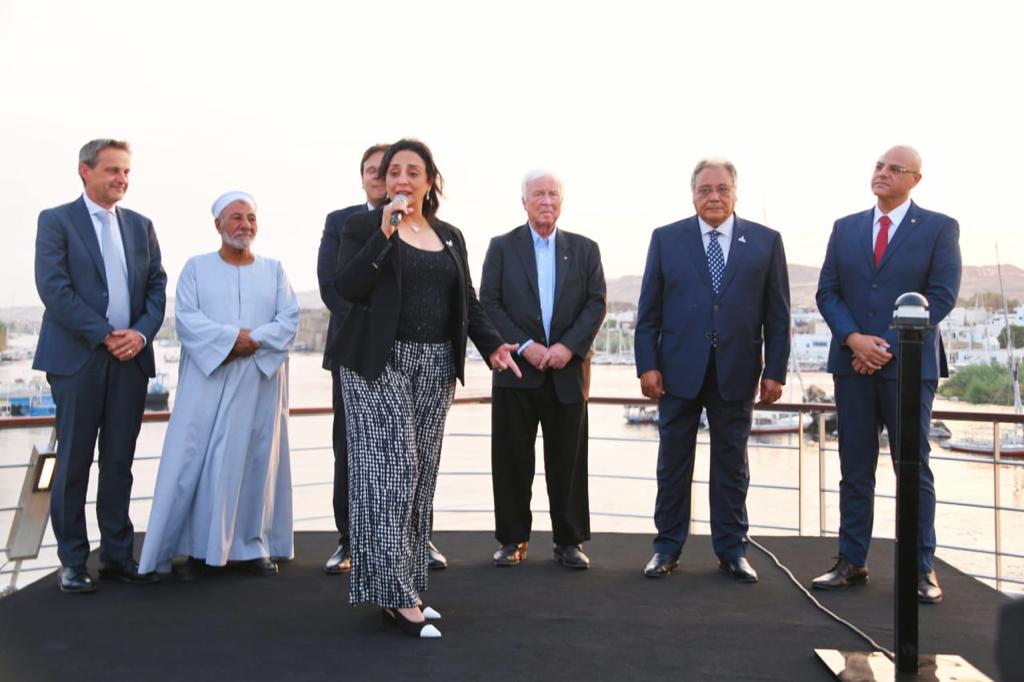 السياحة المصرية تشارك فى افتتاح فندق عائم بأسوان