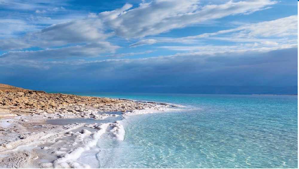 البحر الميت فى الأردن.. علاج واستمتاع