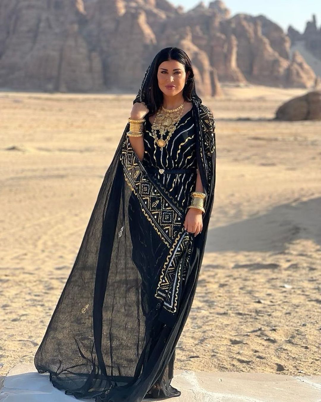 مدينة العلا.. وجهة مثالية للمشاهير لقضاء عطلاتهم الخريفية