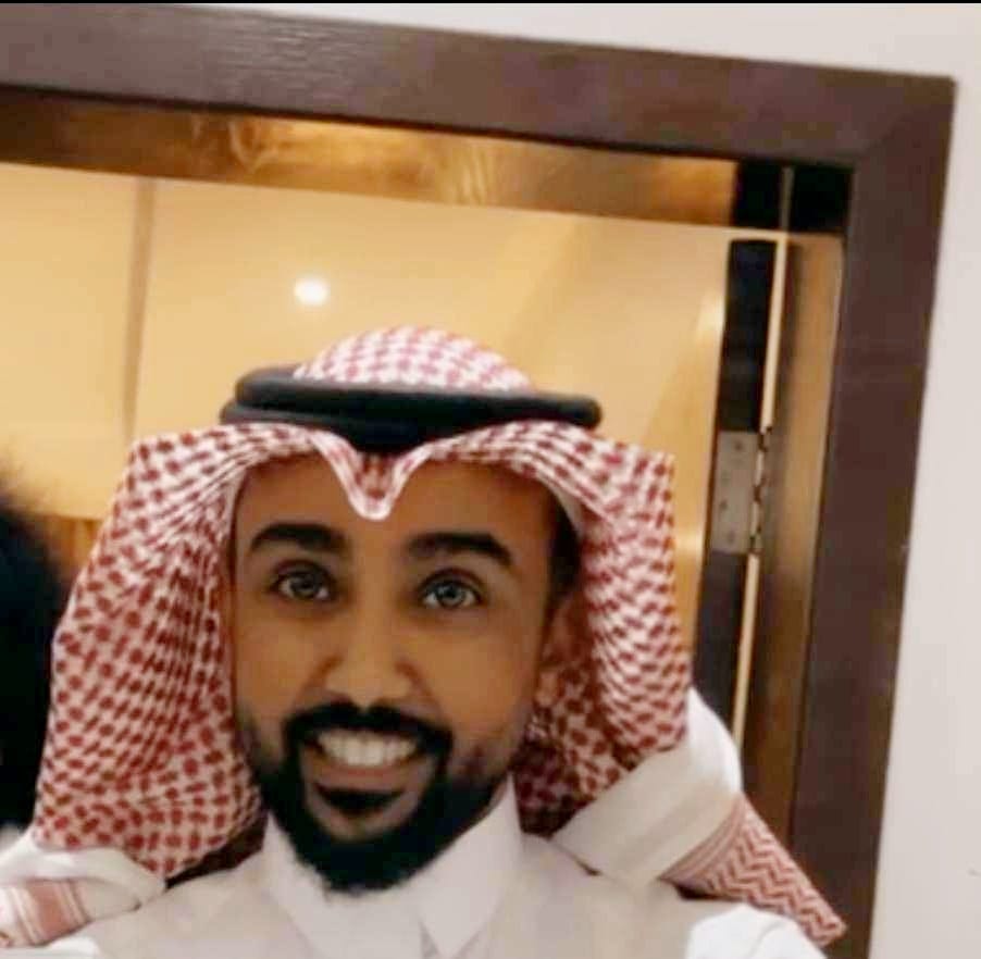 مشعل جلى صانع البسمة من مكة الي العالم