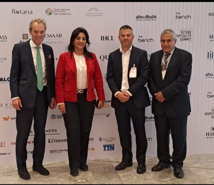 مصر.. نائب وزير السياحة والآثار تعقد عددًا من اللقاءات على هامش فعاليات قمة مستقبل الضيافة