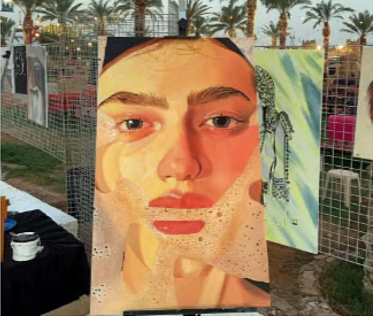 إبداعات رنيم الرديعان تزين طرق وميادين حائل