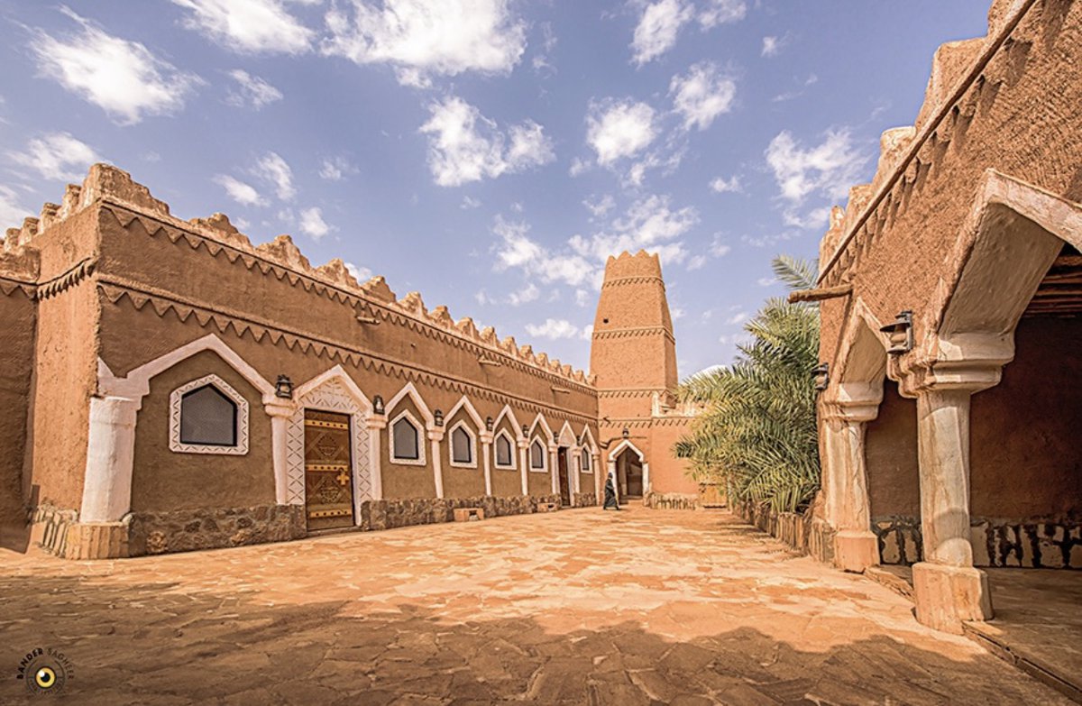 بلدة أشيقر التراثية.. تعكس أصالة وعراقة العمارة النجدية