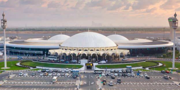 «مطار الشارقة» يُنظم مبادرة لتعزيز خدمات السفر الذاتي