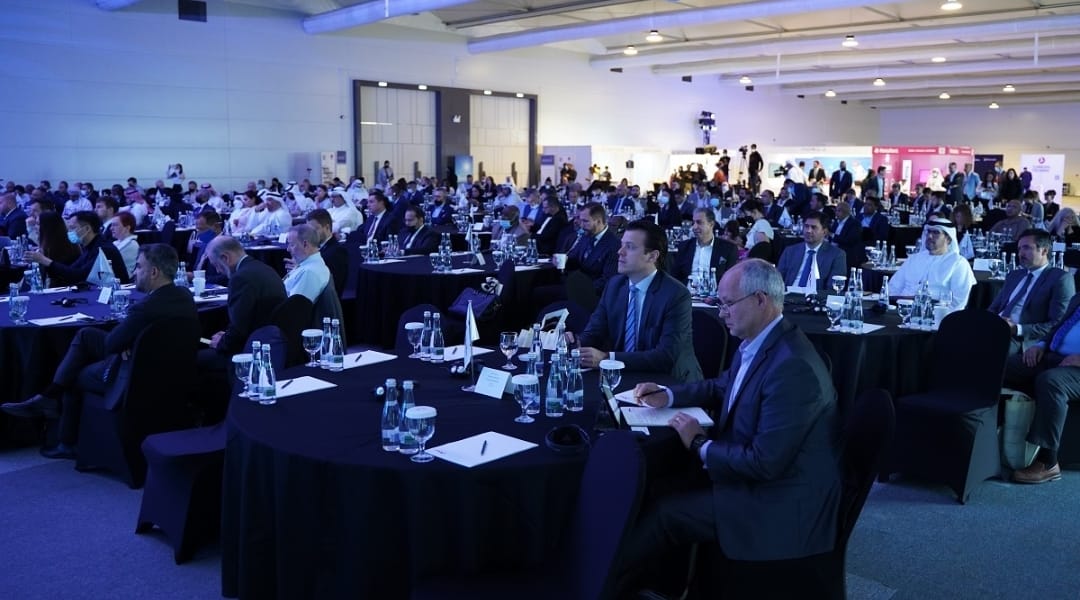 “قمة العرب للطيران” تبحث الفرص والتوجهات الجديدة فى سوق السياحة والسفر
