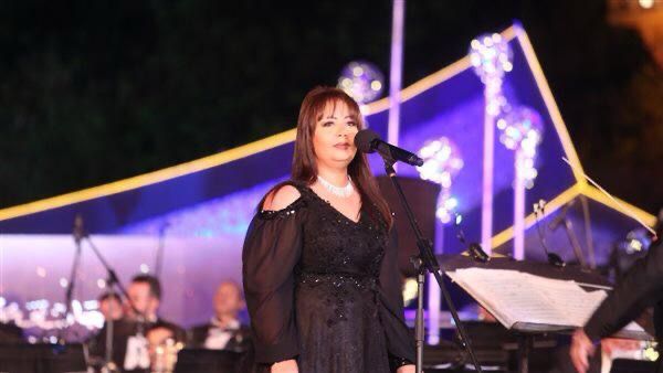 وهابيات تجمل معهد الموسيقى العربية