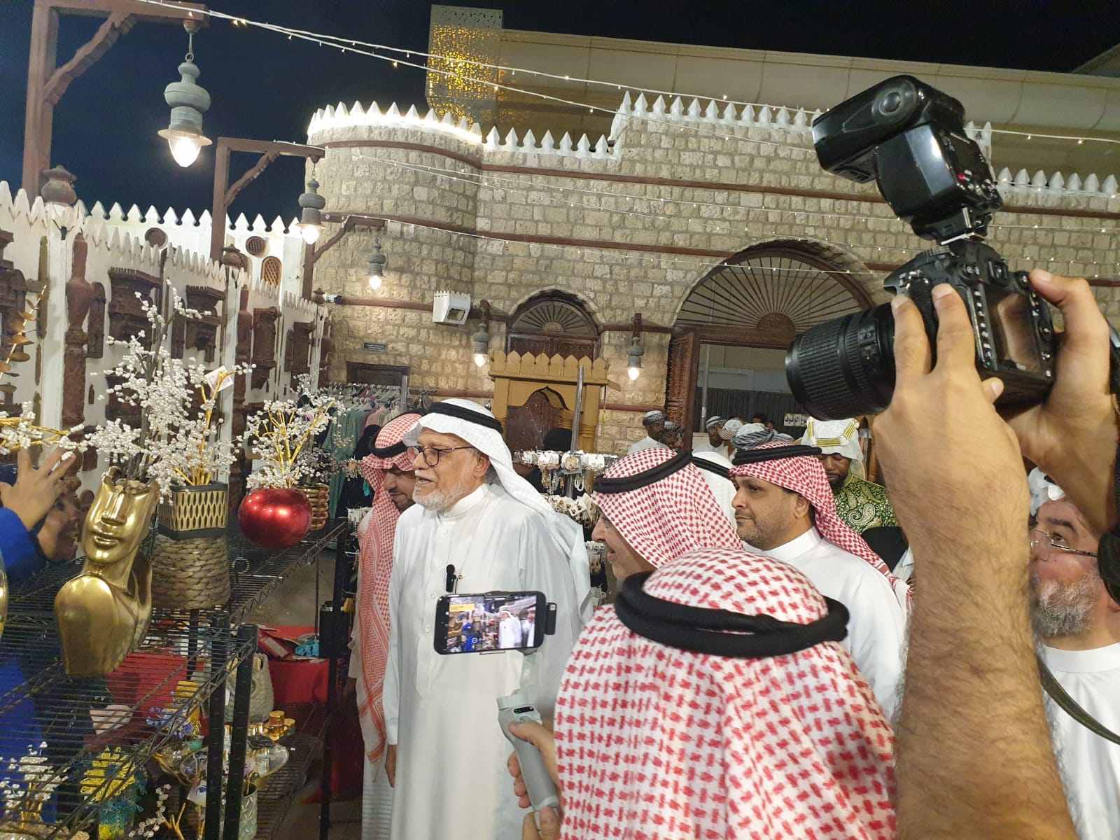 بإستضافة مدينة الطيبات للعلوم والمعرفة وإشراف مجلس الجمعيات الأهلية بمنطقة مكة المكرمة :