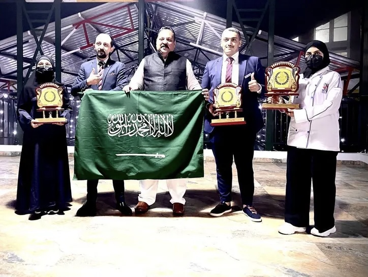 المعهد العالي للسياحة والضيافة بجازان يحصد جائزة المركز الثالث عالميًا في إعداد وتزيين الحلويات