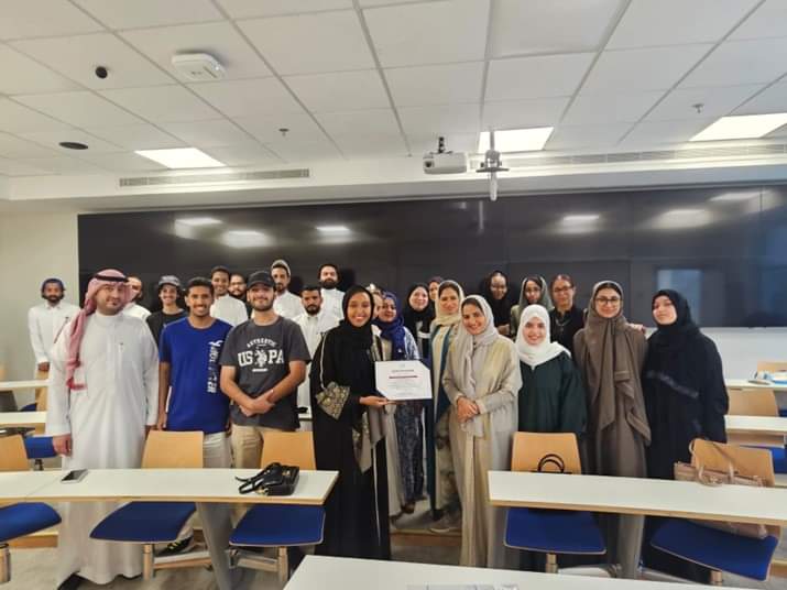 ورشة عمل عن التعرف على طرق التغيير والتكيف والازدهار في بيئة عمل ديناميكية