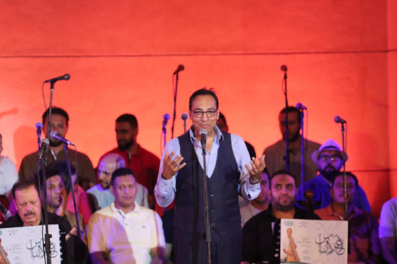 بحضور جماهيرى كبير*.. أمسية استثنائية لعشاق الفن الأصيل مع أعز الناس بمهرجان الأوبرا الصيفى