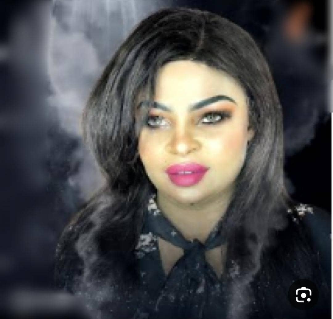 المطربة مني ماروكو موهبة فنية متفردة في الغناء السوداني