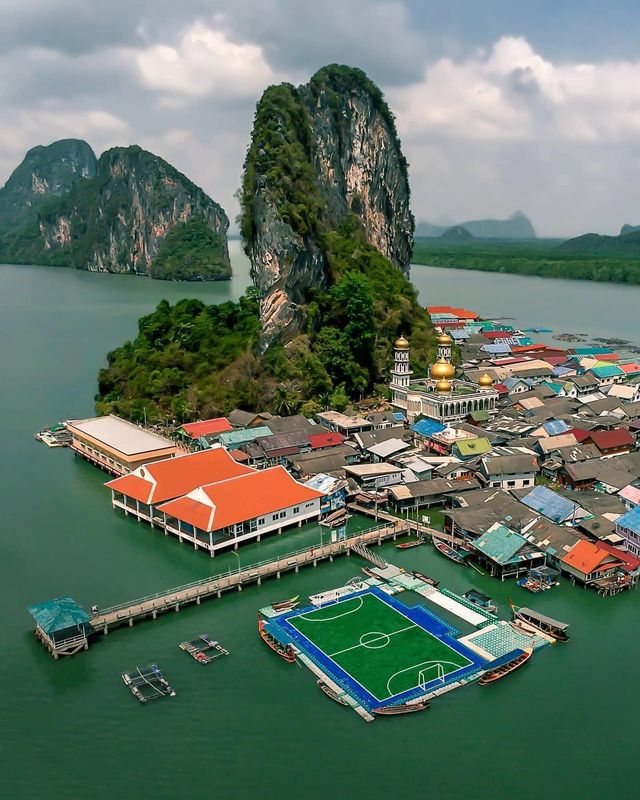 قرية المسلمين العائمة في تايلند Koh Panyi (Floating Muslim Village)