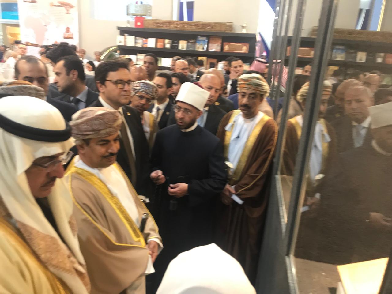 بين ضفاف النيل وسواحل عُمان سلطنة عُمان ضيف شرف معرض القاهرة الدولى للكتاب 2025 اليوم