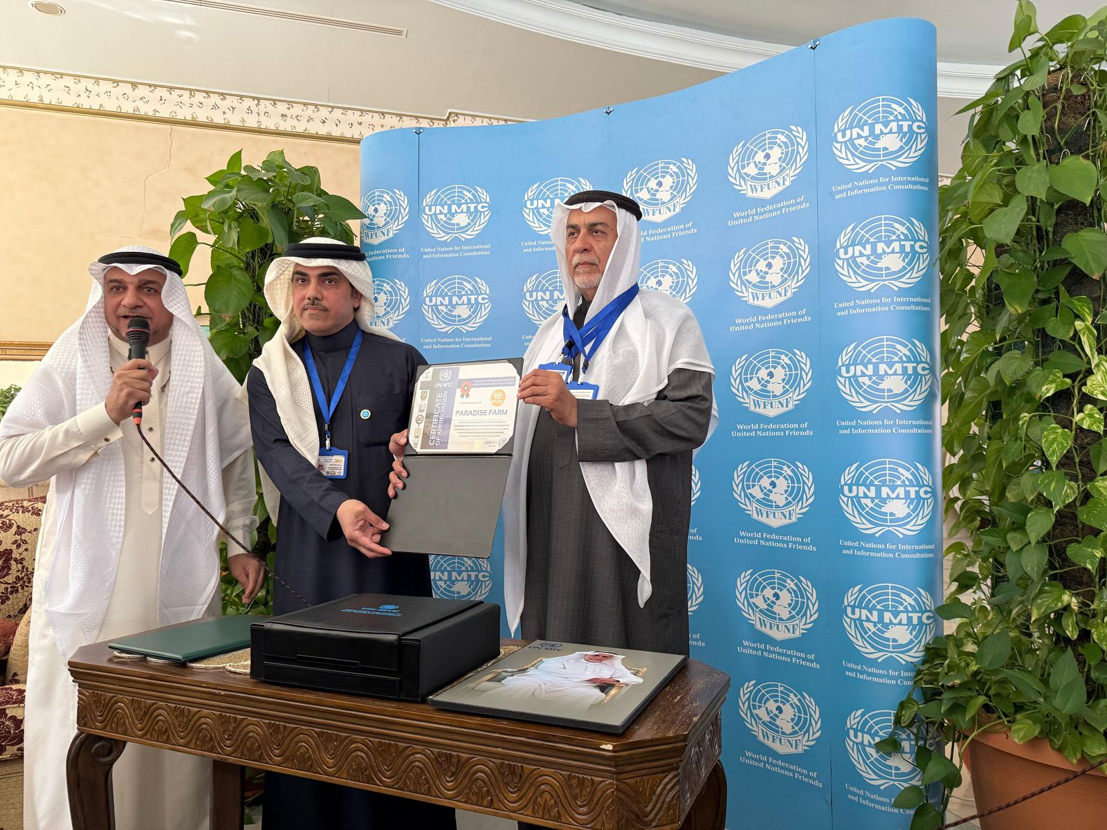 منظمة الأمم المتحدة تمنح الدكتوراه الفخرية لرجل العطاء عبدالجبار بومره