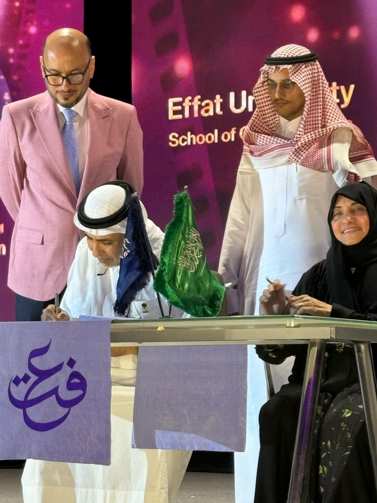 تعاون بناء بين جامعة عفت واتحاد الفنانين العرب