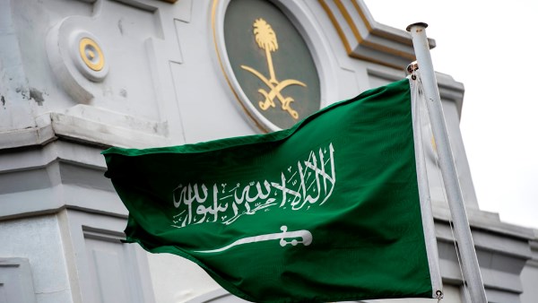 الغرفة التجارية تستعرض فرص استثمارية لإنشاء شركات خدمات سياحية في عسير