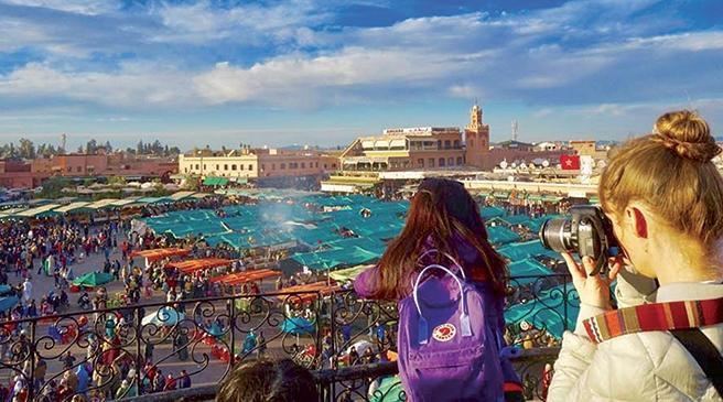 67 مليار درهم.. السياحة تنعش الاقتصاد الوطني بعائدات قياسية في سبعة أشهر