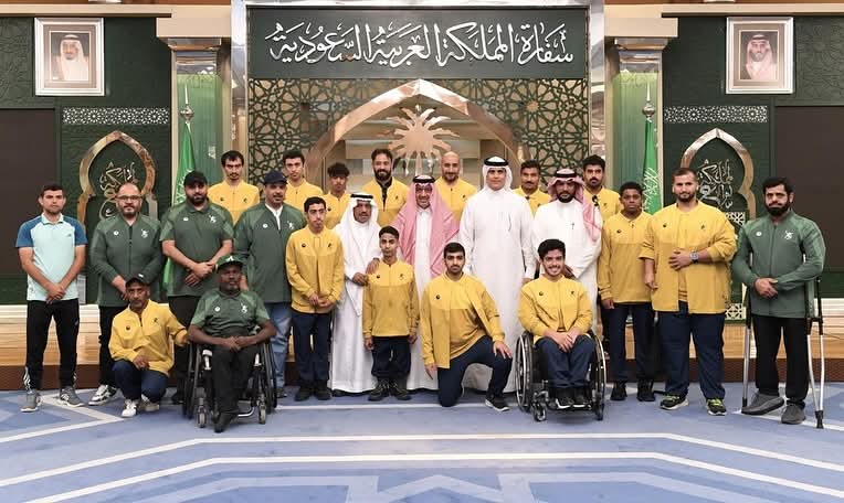 السفير الحصيني يستقبل بعثة نادي ذوي الاعاقة بالقصيم