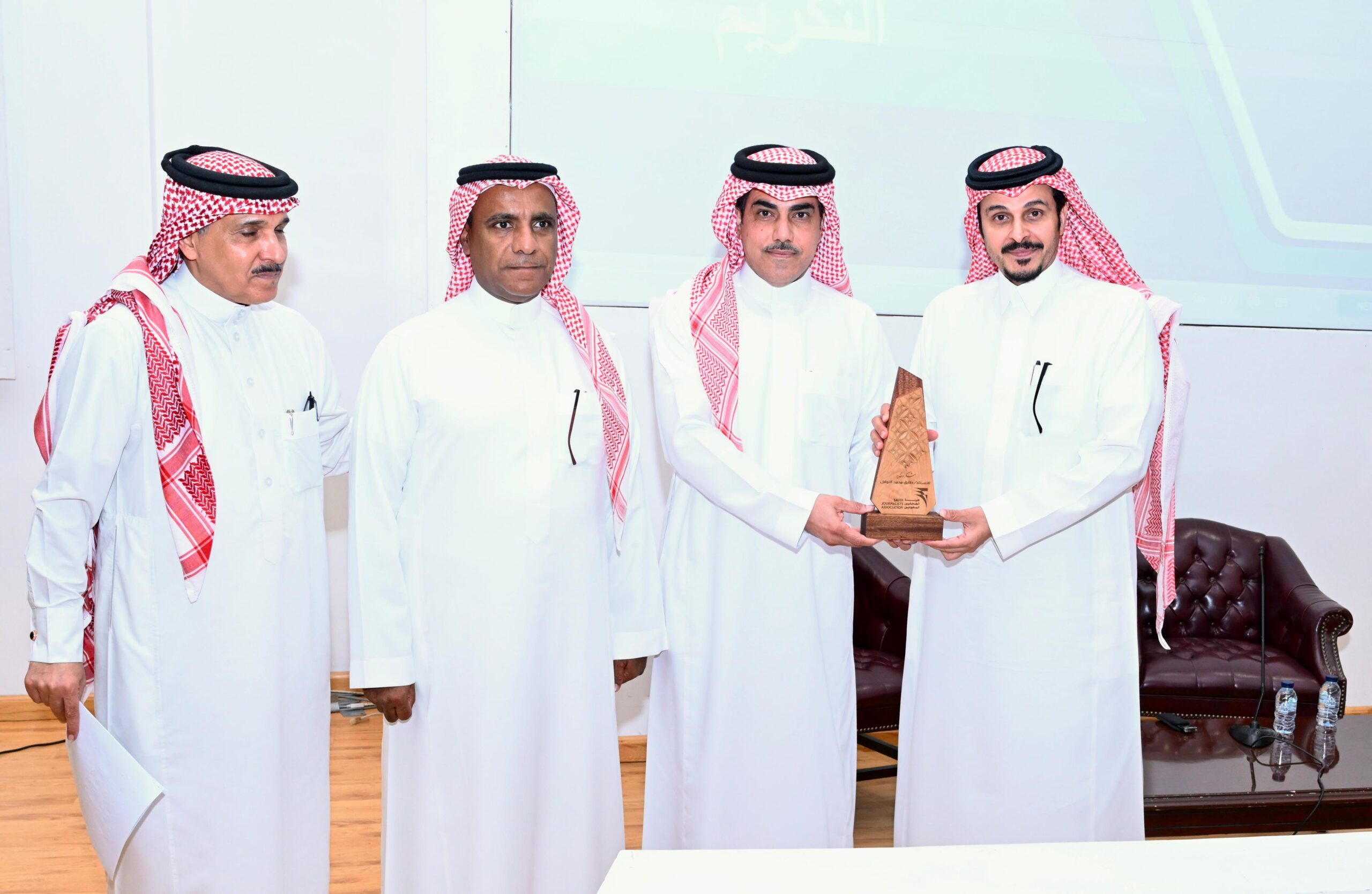 ورشة الإعلام الرياضي في صحفيي الأحساء