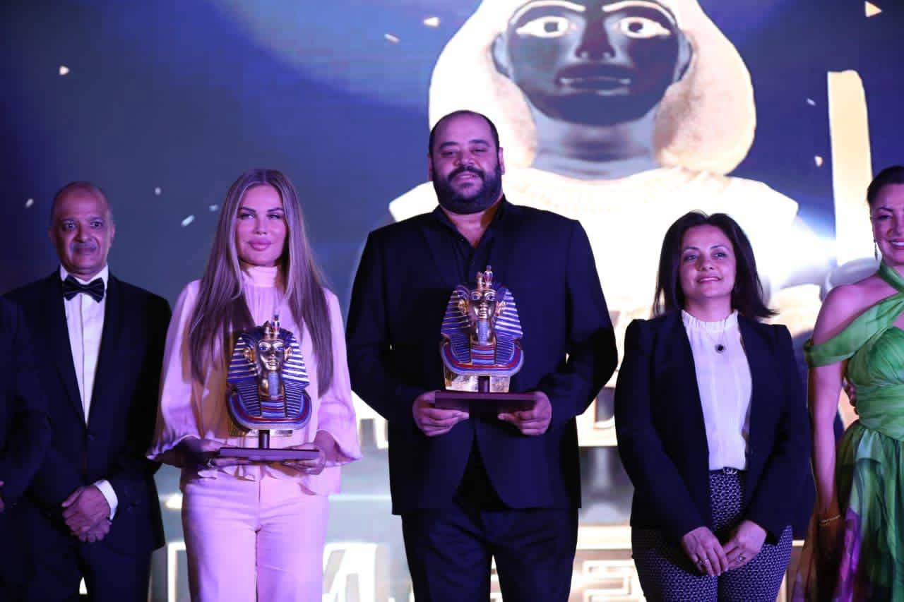 تكريم الفنانين في مهرجان الغردقة السينمائي
