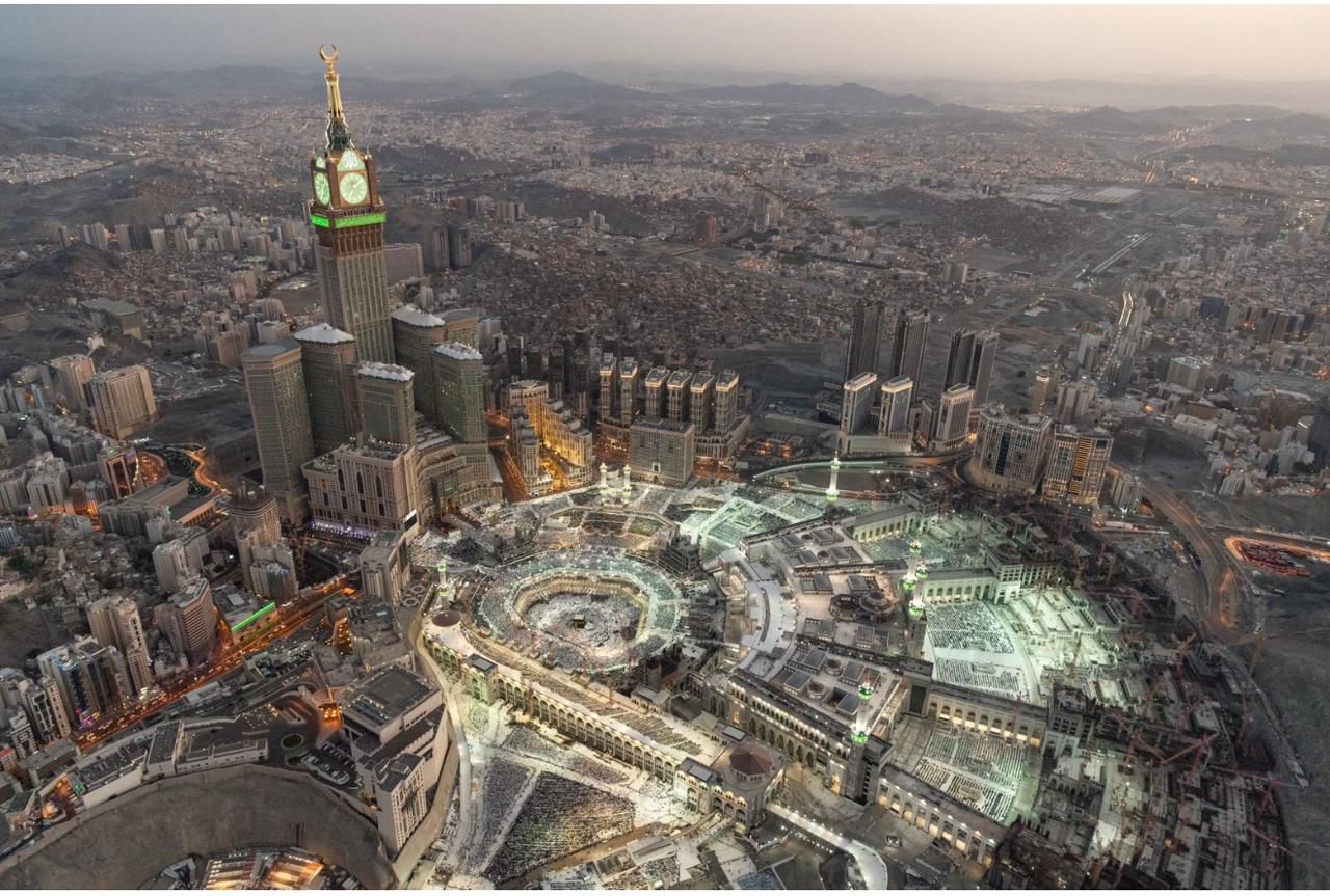 King Abdulaziz Foundation for Research and Archives organizes the “History of Hajj and the Two Holy Mosques” Forum in Jeddah as part of the Hajj Conference and