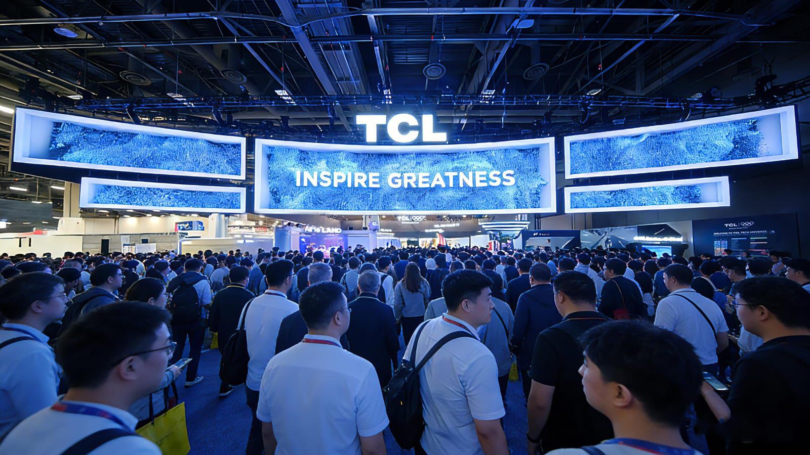 تستعرض مستقبل تقنيات العرض وأنماط الحياة الذكية من خلال منتجات وحلول رائدة في معرض CES 2026