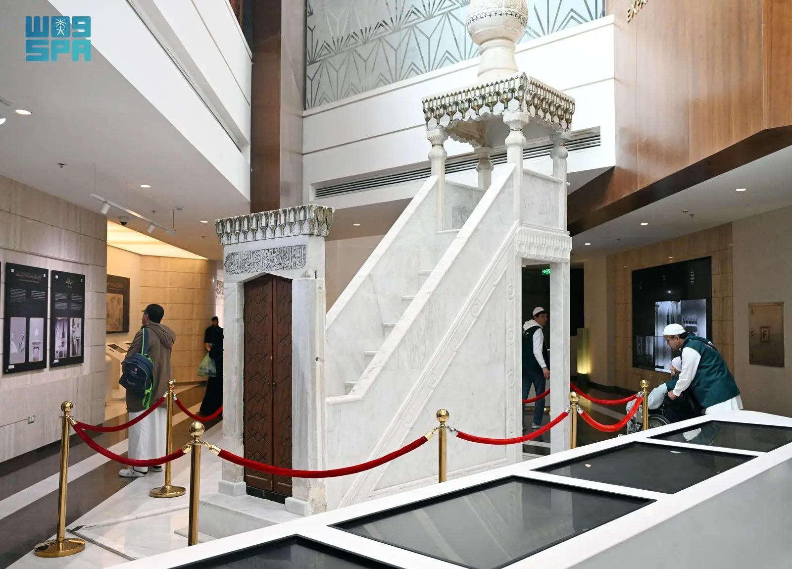 معرض عمارة المسجد النبوي" يُثري تجربة زوار "ثاني الحرمين" بتجارب تفاعلية تُبرز أهم مكوناته وتفاصيله الهندسية وإرثه التاريخي