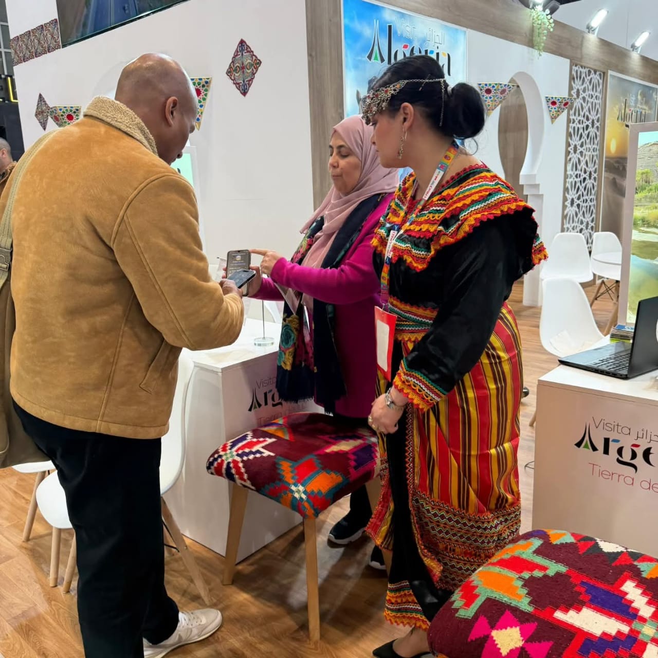 مشاركة جزائرية متميّزة في "FITUR Madrid" تُحقّق إشادة واسعة وتفتح آفاقًا جديدة للتعاون السياحي الدولي