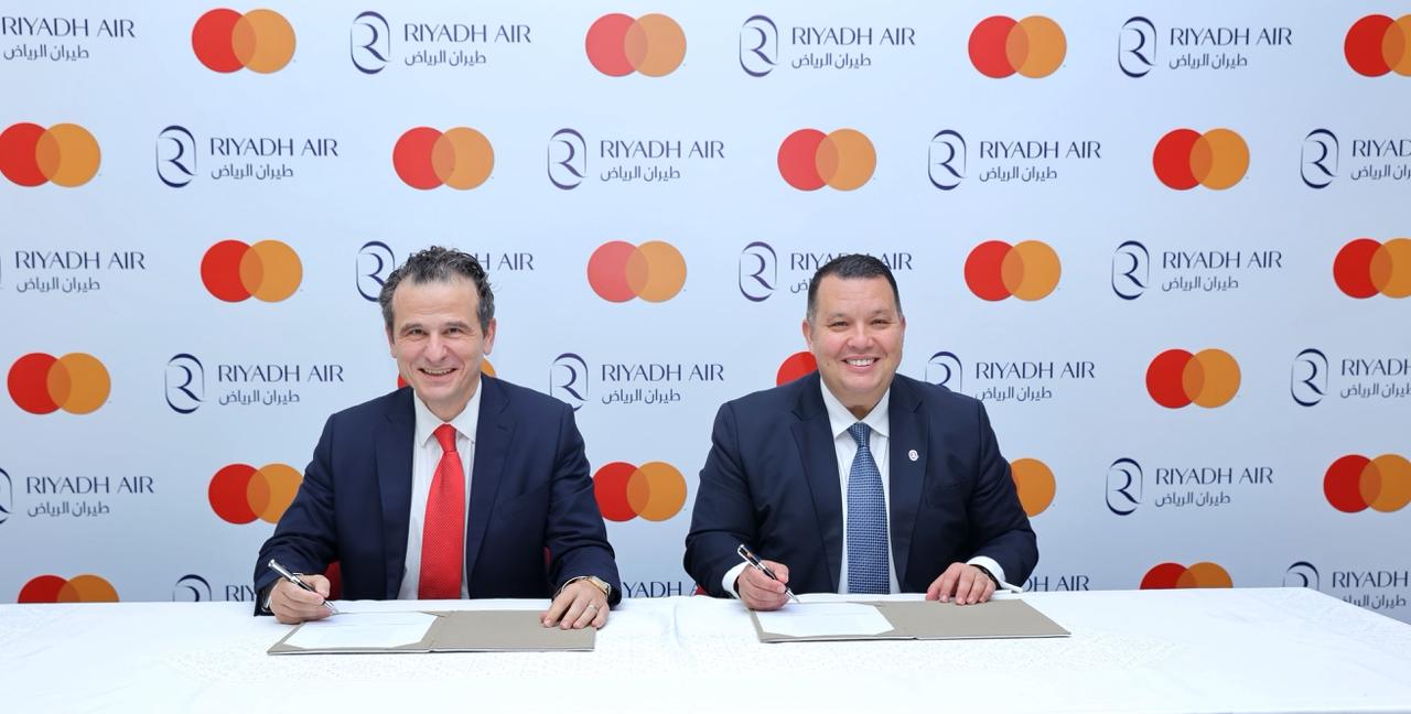 طيران الرياض وماستركارد تعلنان يتعاونان في شراكة عالمية استراتيجية لإحداث نقلة نوعية في تجارب السفر عبر حلول رقمية متعددة