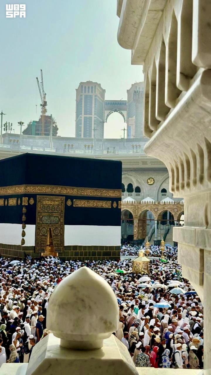 ليلة تبديل كسوة الكعبة المشرفة.. استعداداتٌ متقنة تُمهّد لارتداء ثوبها الجديد مع إشراقة العام الهجري