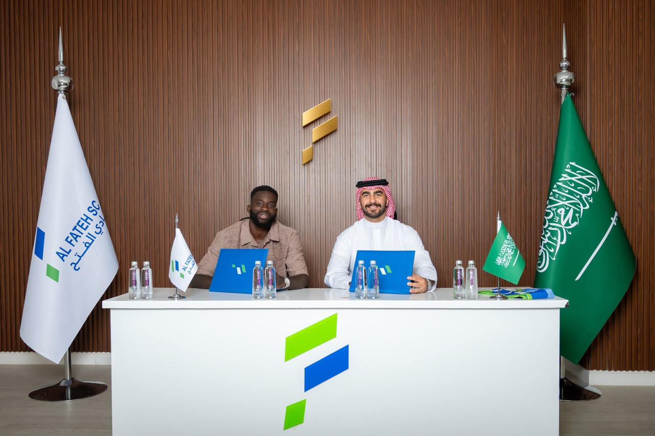 الفتح يعزز خط هجومه بالتعاقد مع النجم الإيفواري ويلفريد كانغا حتى 2029