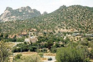 بـالصور .. مدينة الغيم وسيدة المرتفعات | مجلة السياحة العربية 21 27395039_1808913152739601_965921890_n