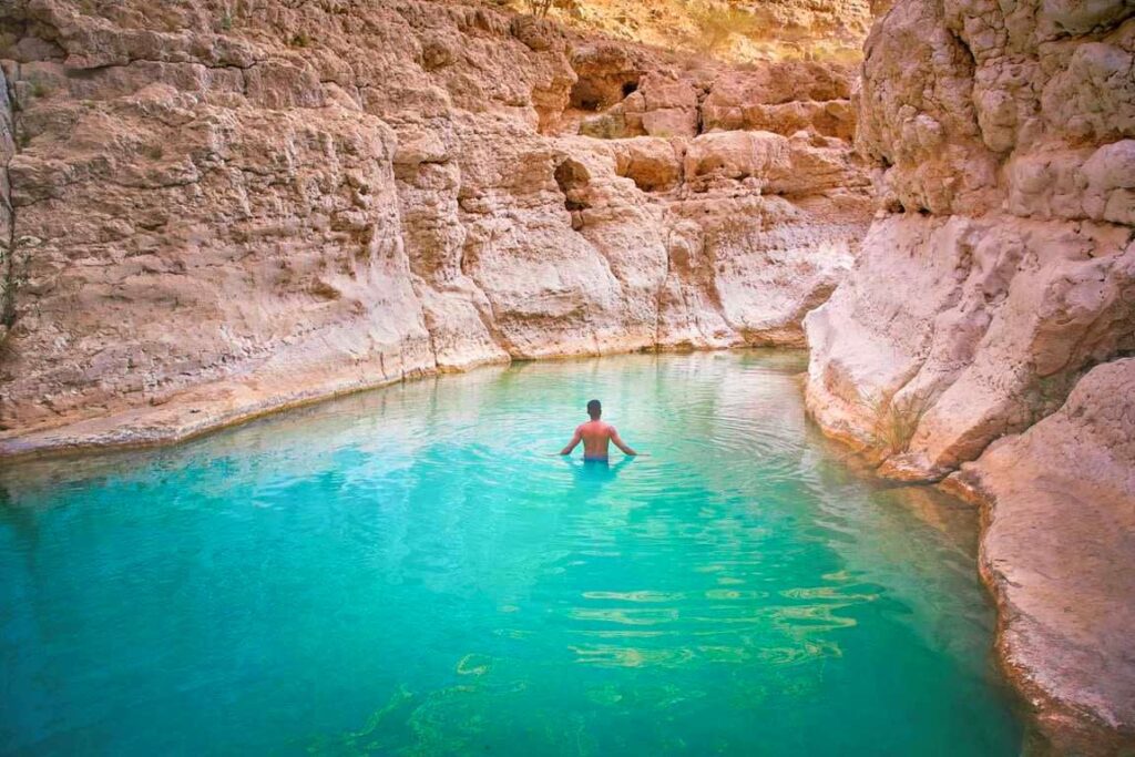 سلطنة عمان تعلن عن وادي شاب منطقة سياحية جديدة 1 161147