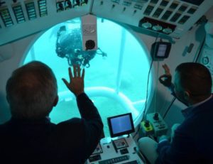 الغواصة-السياحية-الجدية-في-تركسا-900x694