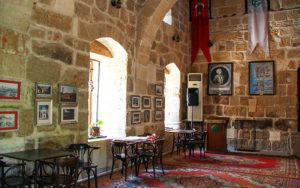 القصر-من-الداخل