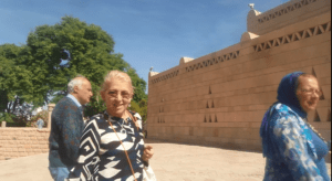 1577131-زيارة-أسرة-الملك-فاروق-لأسوان